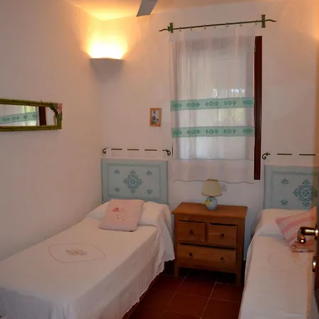 Belvilla By Oyo Pitrizzina, Cleaning Included Вилла Порто-Черво